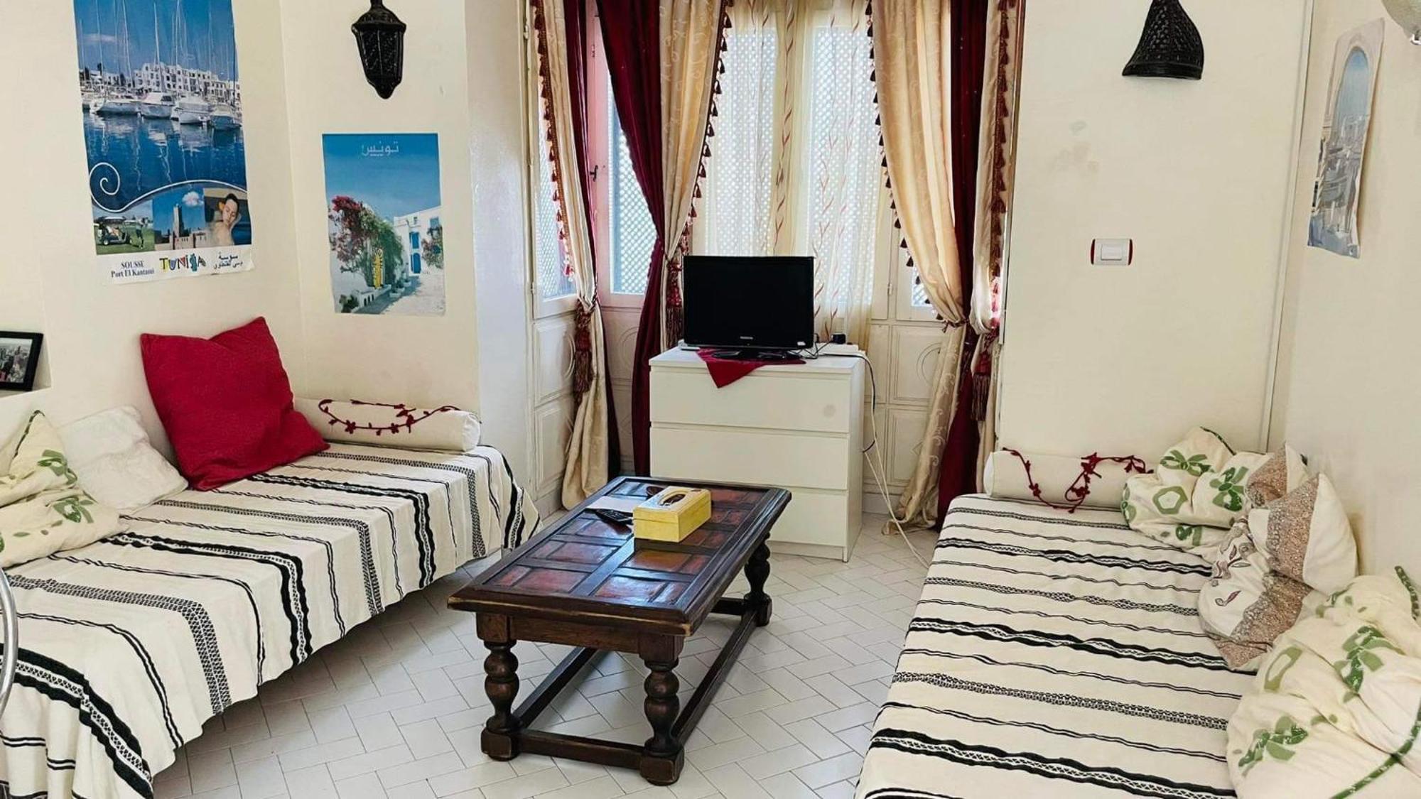 Apartment Avec Vue Panoramique Sur Le Port De Kantaoui A *